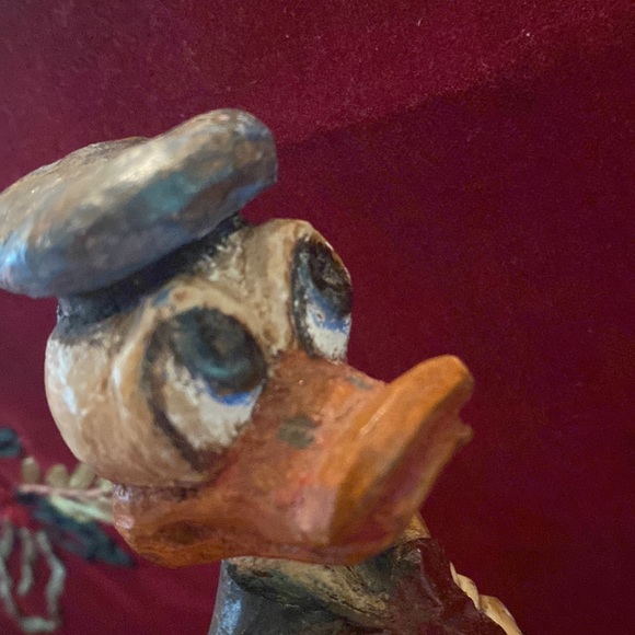 Antique Hand Carved Donald Duck - Picture 5 of 7